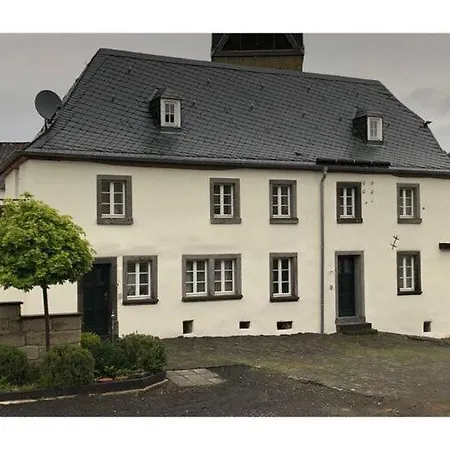 Апартаменты In Bell Am Laacher *
