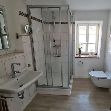 In Bell Am Laacher Апартаменты *
